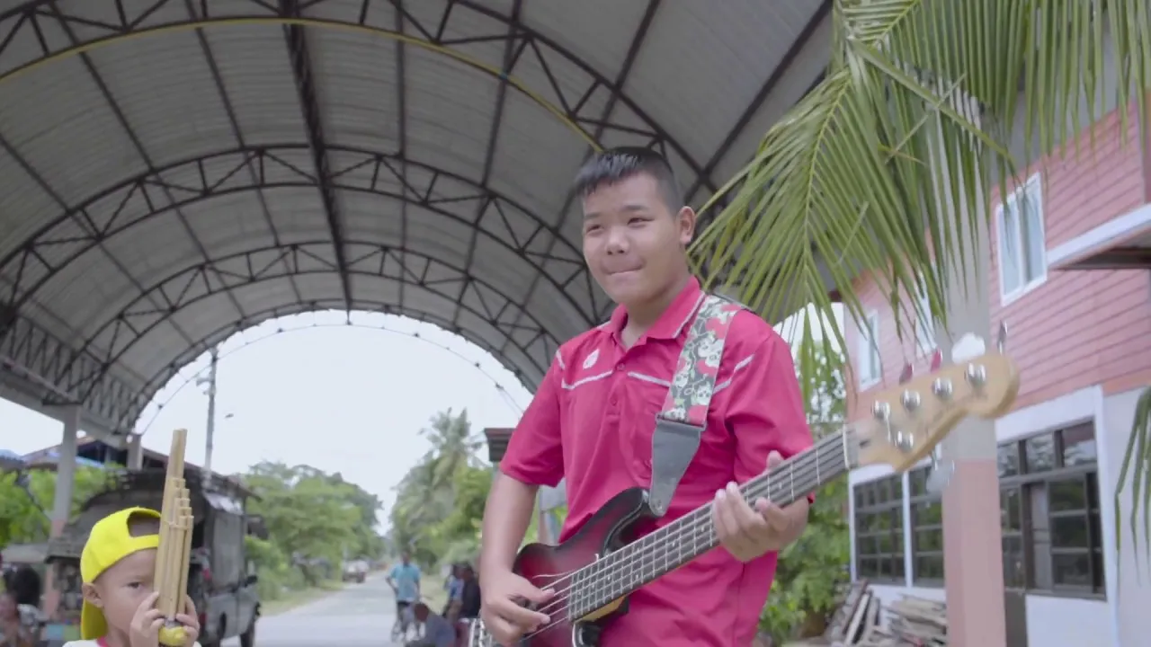 ฮักแท้ที่แท้ทรู