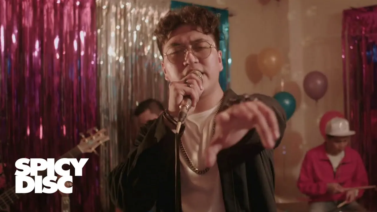 ดีต่อใจ (To Get Her)