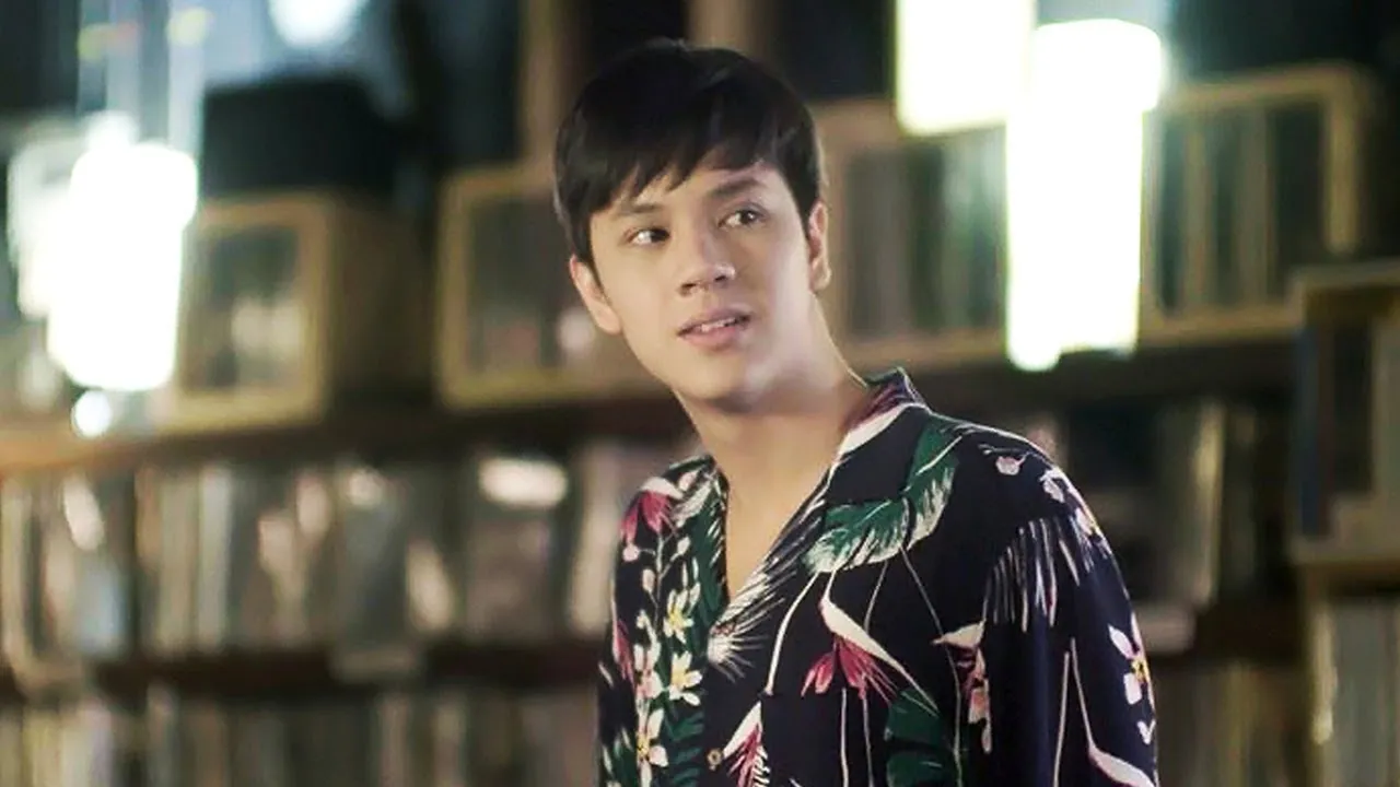 Youniverse (จักรวาลเธอ)