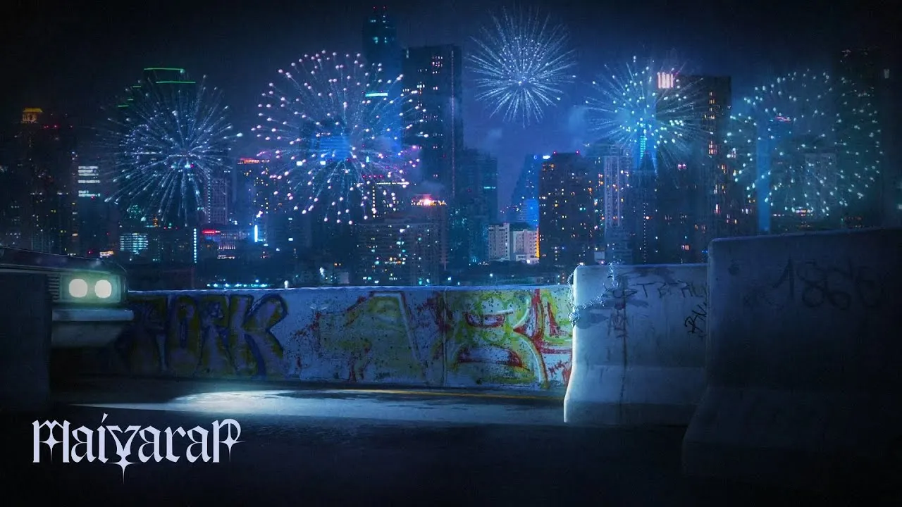 ดอกไม้ไฟเที่ยงคืน