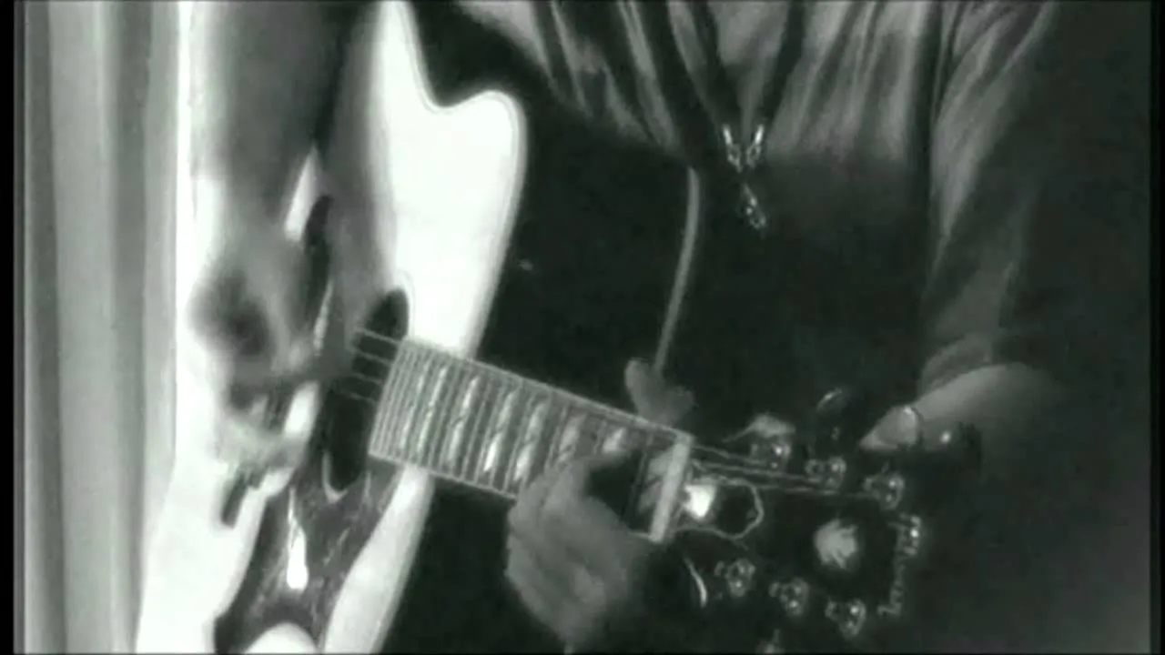 ไม่รู้จักฉัน ไม่รู้จักเธอ