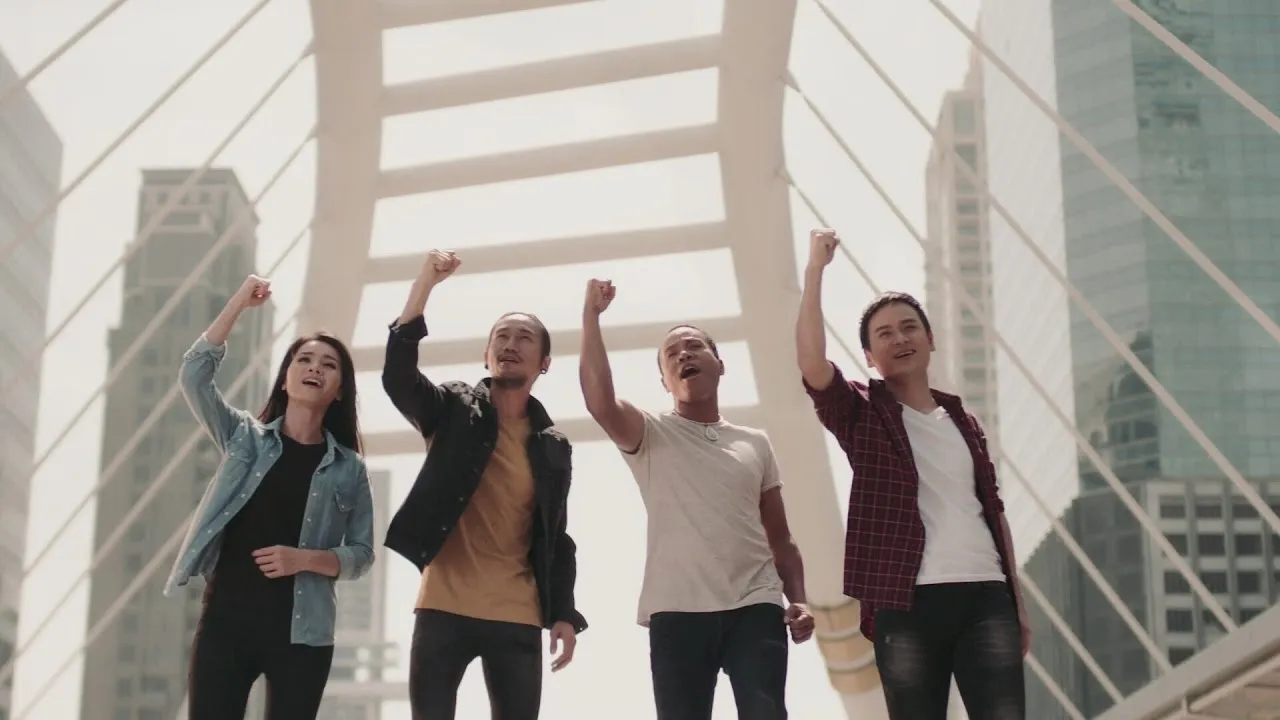 นักผจญเมือง