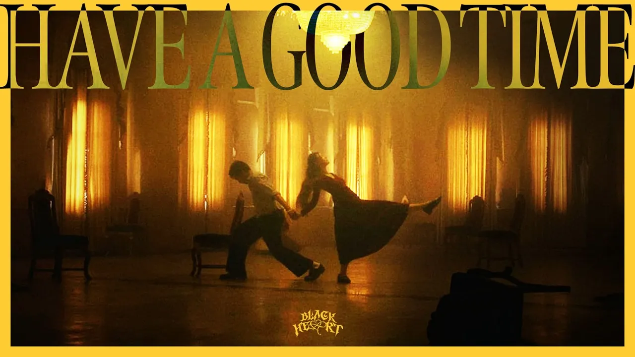 อยากจะกอดเธอนานๆ (HAVE A GOOD TIME)