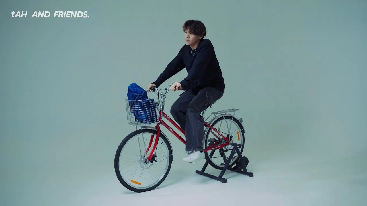 กอดตัวเอง