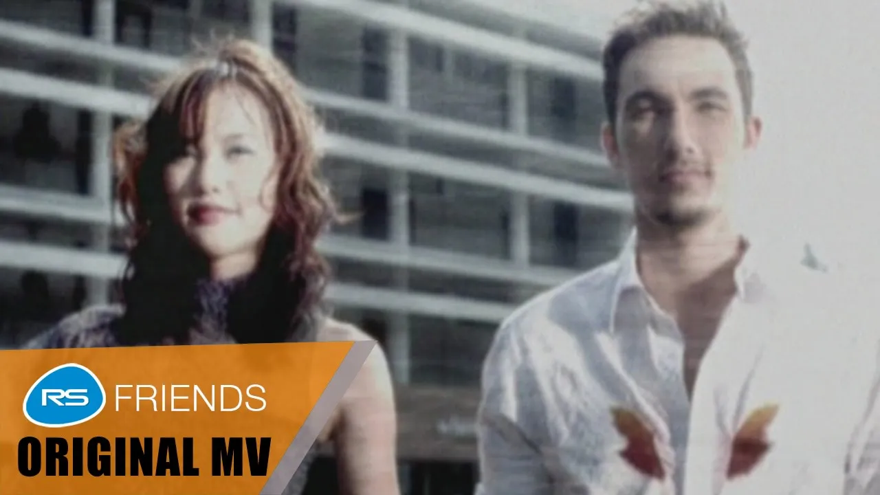 ประติมากรรมน้ำแข็ง