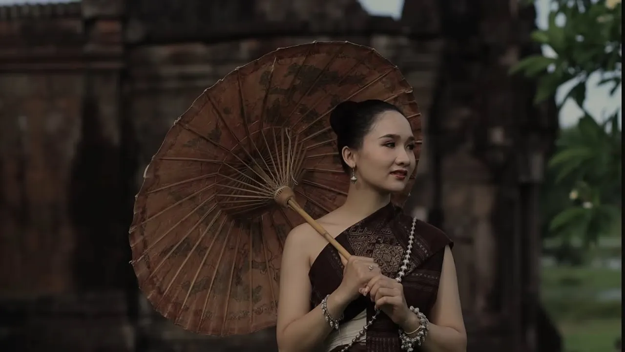 บุญบ่ถึง( ບຸນບໍ່ເຖິງ )