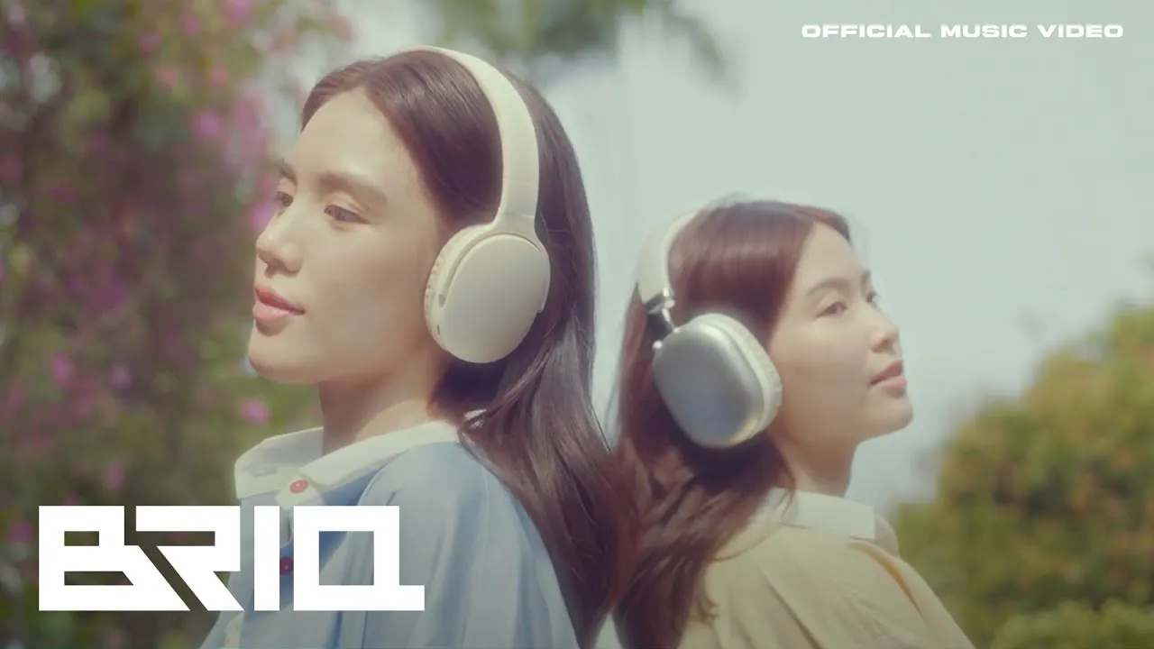 เดินไปด้วยกันก่อน (TRY ON)