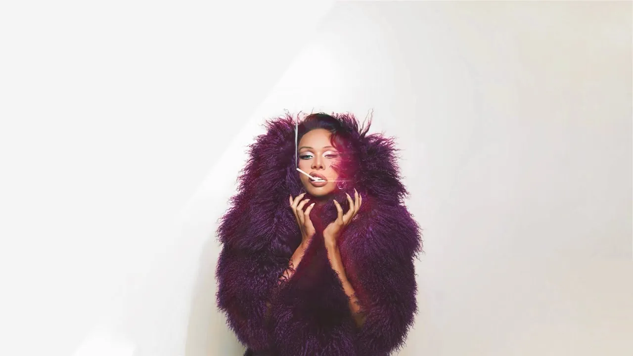 ที่รักกอดฉัน