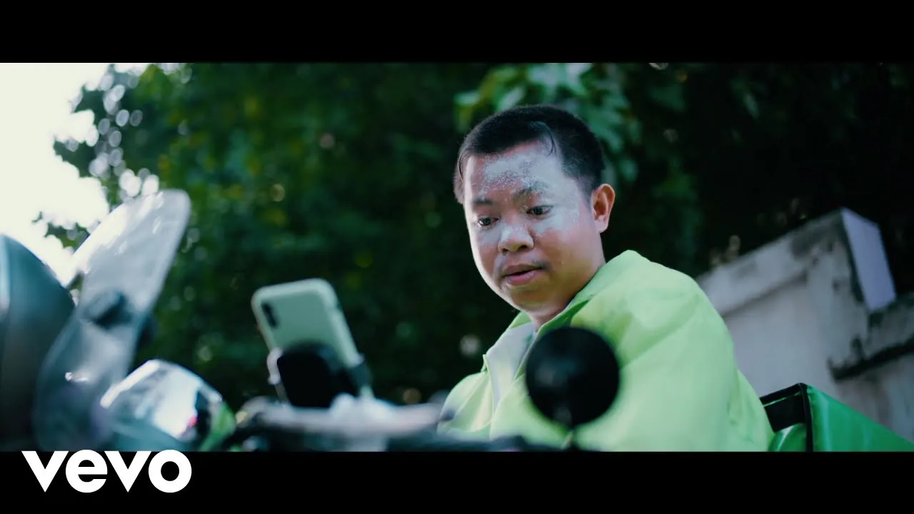 เฟซบุ๊กทุกข์ใจ