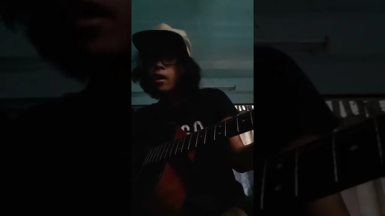 สาวใส่ VANS