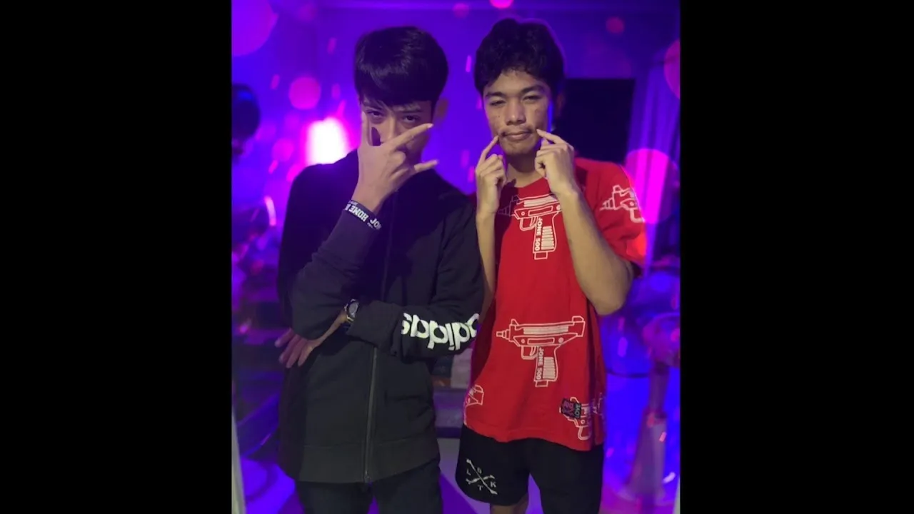 เขาไม่รักก็ทักมา