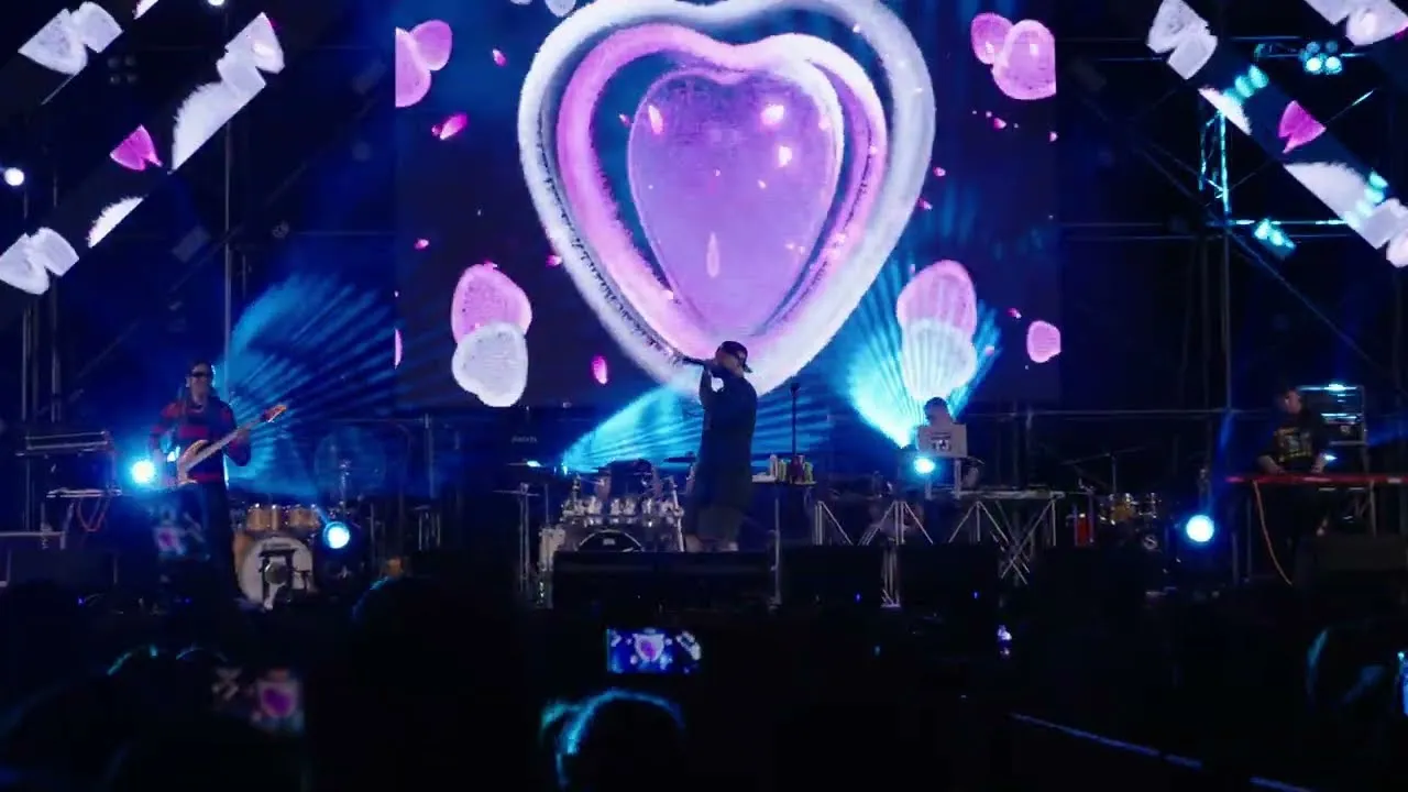 รักฉันเรียกว่าเธอ